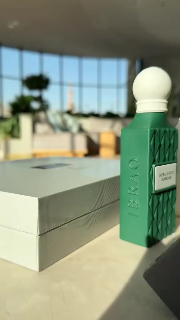 نقدم لكم اقوه عرض على عطور ابراهيم القرشي البوكس الثلاثي من ابراق كل عطر 75 مل عطور فواحه وثابته حلو وسعر تنافسي البوكس بس  ب25,000 الف 
للحجز واتساب ***********
