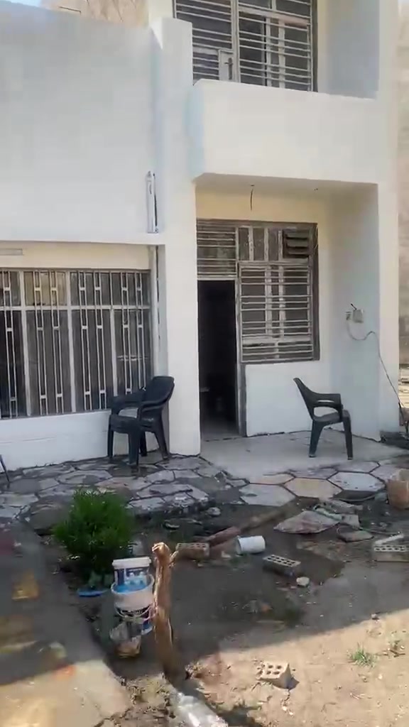 للايجار العامريه 
300 متر
