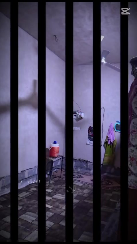 🏠 بيت للبيع - المشتل الثانية - خلف محطة الوقود ⛽

*المساحة:* 300 متر مربع
*الجنس:* طابو صرف صخري ملك صرف (سند مستقل) ✅
*الموقع:* المشتل الثانية - خلف محطة الوقود مباشرة - موقع ممتاز وهادئ

*تفاصيل البناء (بناء جديد):*
- ديوانية كبيرة - سيراميك وبياض جاهزة ✨
- صالة
- مطبخ
- درج
- صحيات
- مسكون حالياً
- غير كامل (فرصة للمشتري يكمل على ذوقه)
إضافة ذلك غرفتين تجعيب قيد البناء 

*السعر:* 45 مليون دينار 
*للاستفسار:* راسلوني خاص 💌
أو تواصلوا مع صاحب الدار [*********** ]

وبالتوفيق إن شاء الله.

