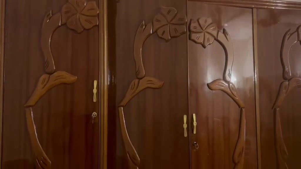 كنتور خشب • فاخر • بنقوش مميزة