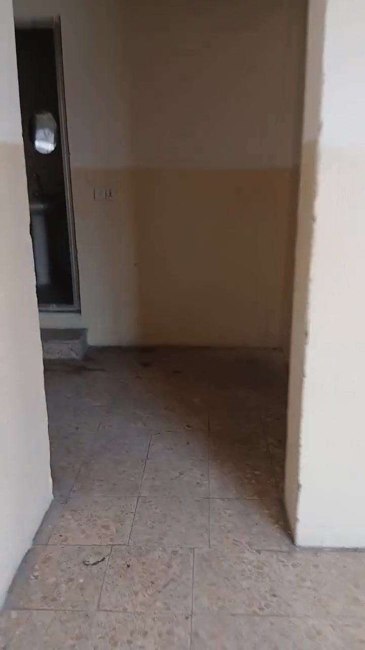 شقق للأيجار 
4 غرف وصاله وخدمات 
غرفتين وصاله وخدمات 
غرفه وصاله وخدمات 
***********
