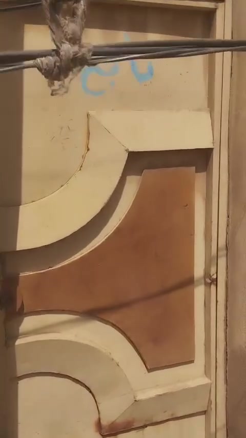 السلام عليكم بيت للإيجار مساحته 120 متر كوفه حي المتنبي شارع الطاقه للاستفسار اتصل على هذا الرقم ***********
