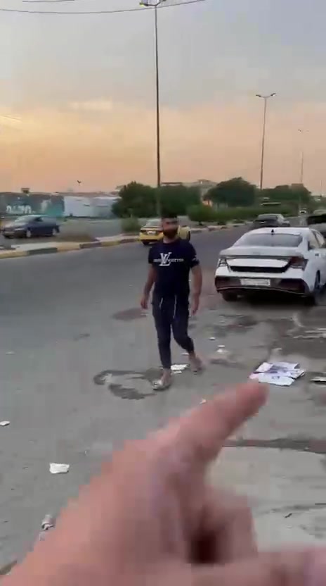 للبيع 

قطعة أرض زراعيه ملك صرف  حي العدل شارع الربيع مجاور مدينة ألعاب الربيع ومحطة وقود لؤلؤة العدل على بلدية المنصور
 مساحة 57م مميزة ثاني قطعة شارع الربيع المنطقة كاملة الخدمات (ماء مجاري /كهرباء/مقرنص) التواصل مع صاحب الارض على الارقام *********** أو*********** واتساب
