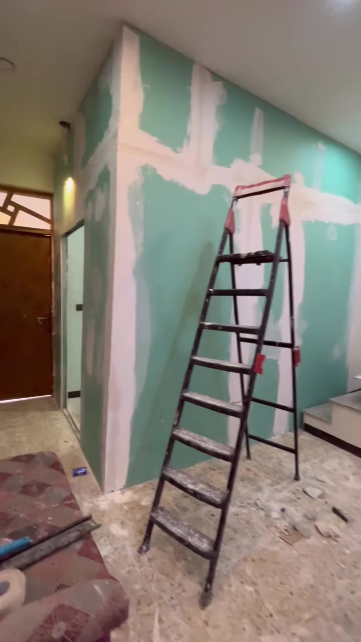 السلام عليكم لعمل كافة الجبس بور وبوركس غرف وقواطع وديكورات ورق جدران ووبديل الخشب وبديل الرخام كافة *********** بغداد فقط
