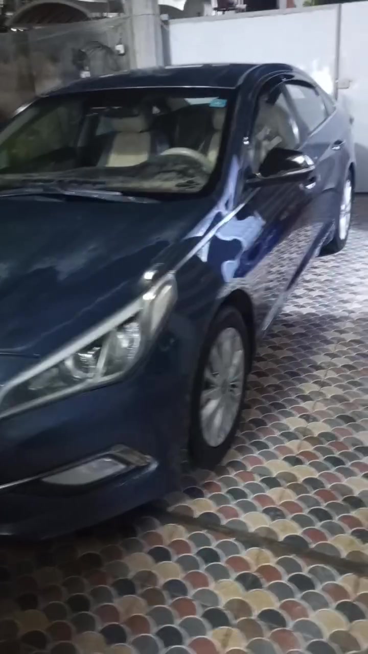 سوناتا خليجي موديل ١٥ رقم بغداد بسمي سنوية وهزه جديده  بيه منظومة غاز مكانه حله هاشمية بيه صبغ جنطة وبارد قليل وبيه مكانات جراد وبيه مكانات حلوب بالعراق ما مبين بالعين السعر 125 وبيه مجال قليل بيع فقط
***********
***********
