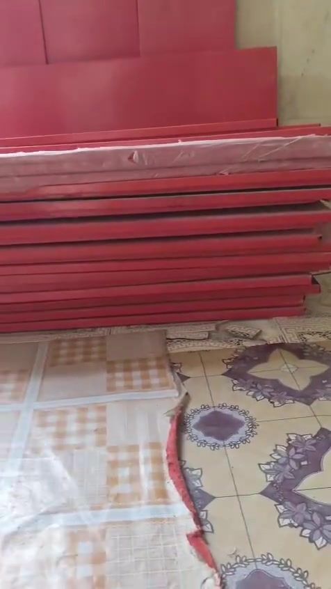 رفوف جديدات سعر ٨٠٠
+964 782 741 1713
