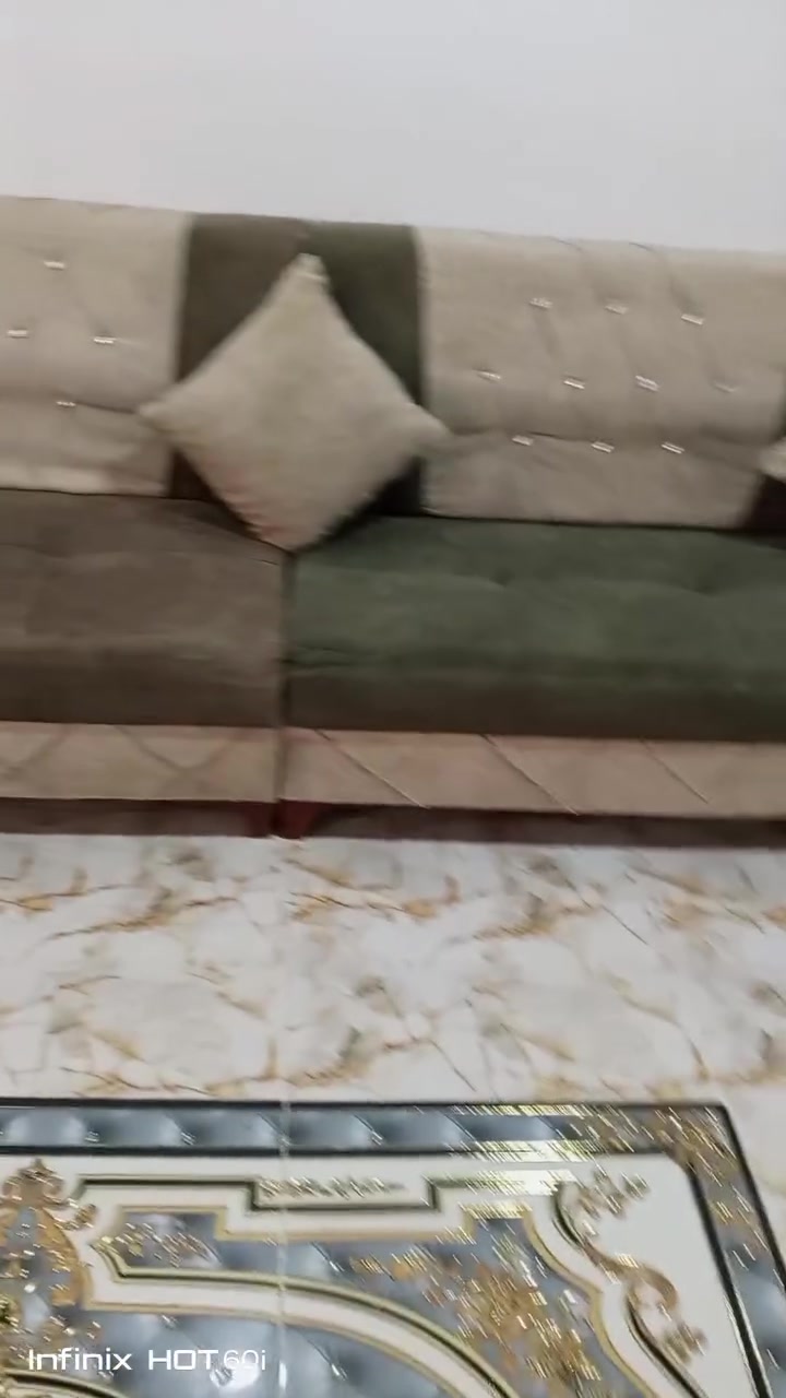 ديوان ٢٠مقعد • نضيف • توصيل بعقوبه