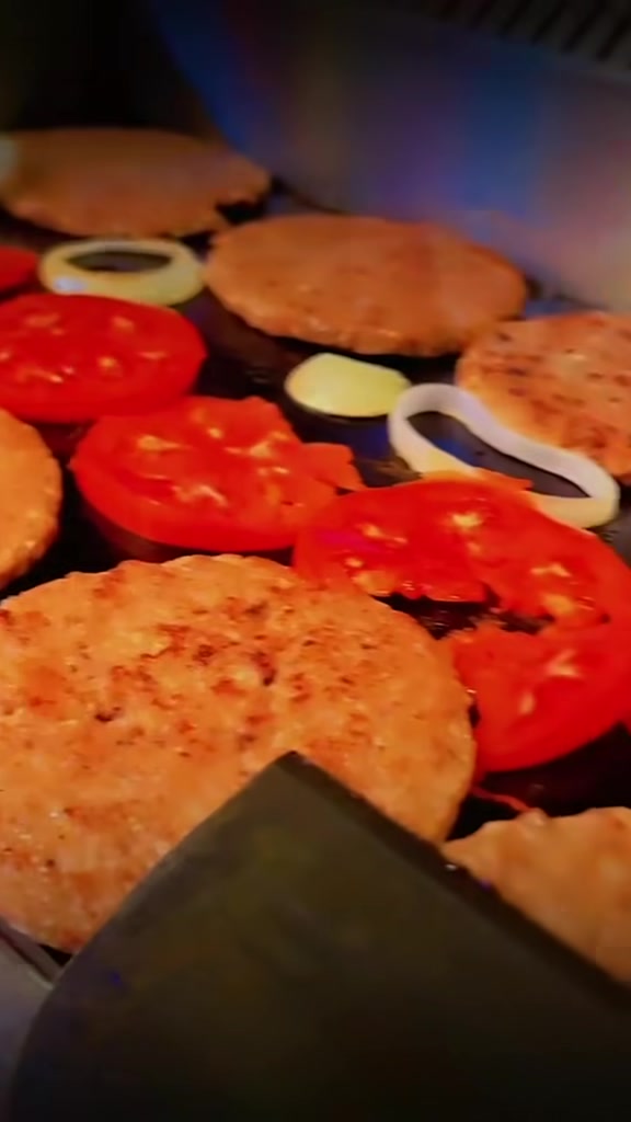 بركر حمودي🍔

بركر عادي١٠٠٠
بركر بجبن ١٥٠٠
بركر حمودي٢٠٠٠
فلافل ٥٠٠ 
فنكر٥٠٠ فنكر ١٠٠٠
عصير ٥٠٠_١٠٠٠
ازبري ٥٠٠_١٠٠٠
الحجز توصيل -***********_***********
