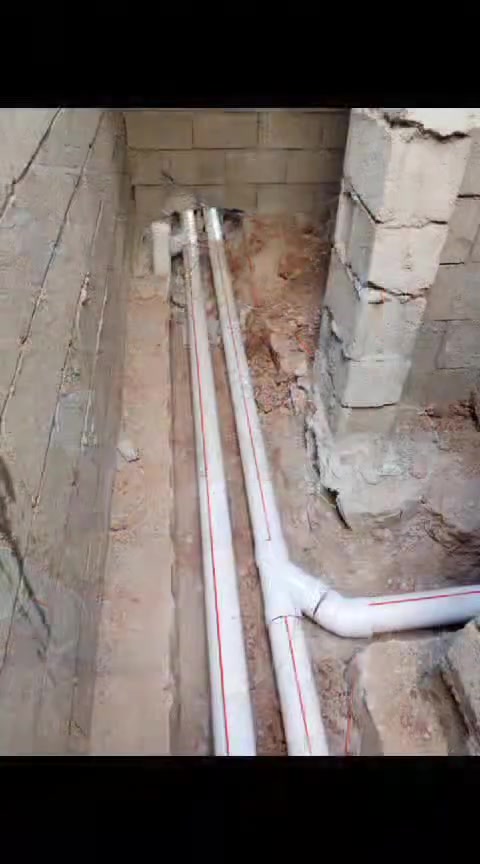 عبد تأسيس صحيات عامه مي مجاري تأسيس بي نضام طرق الحديثه في كركوك ***********
