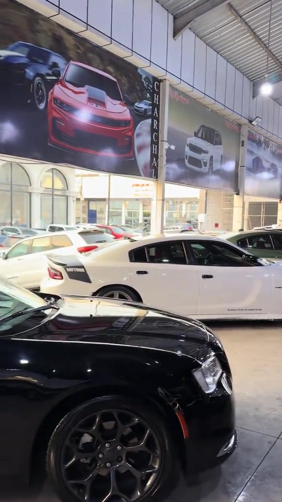 سيارات • للبيع