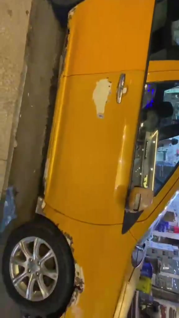 سلام وعليكم جيلي البيع موديل ٢٠١٢ كير محرك خير من والله
والكشر شوف عينك  السعر ٢٢ وبيها مجال مكاني بغداد 
***********
