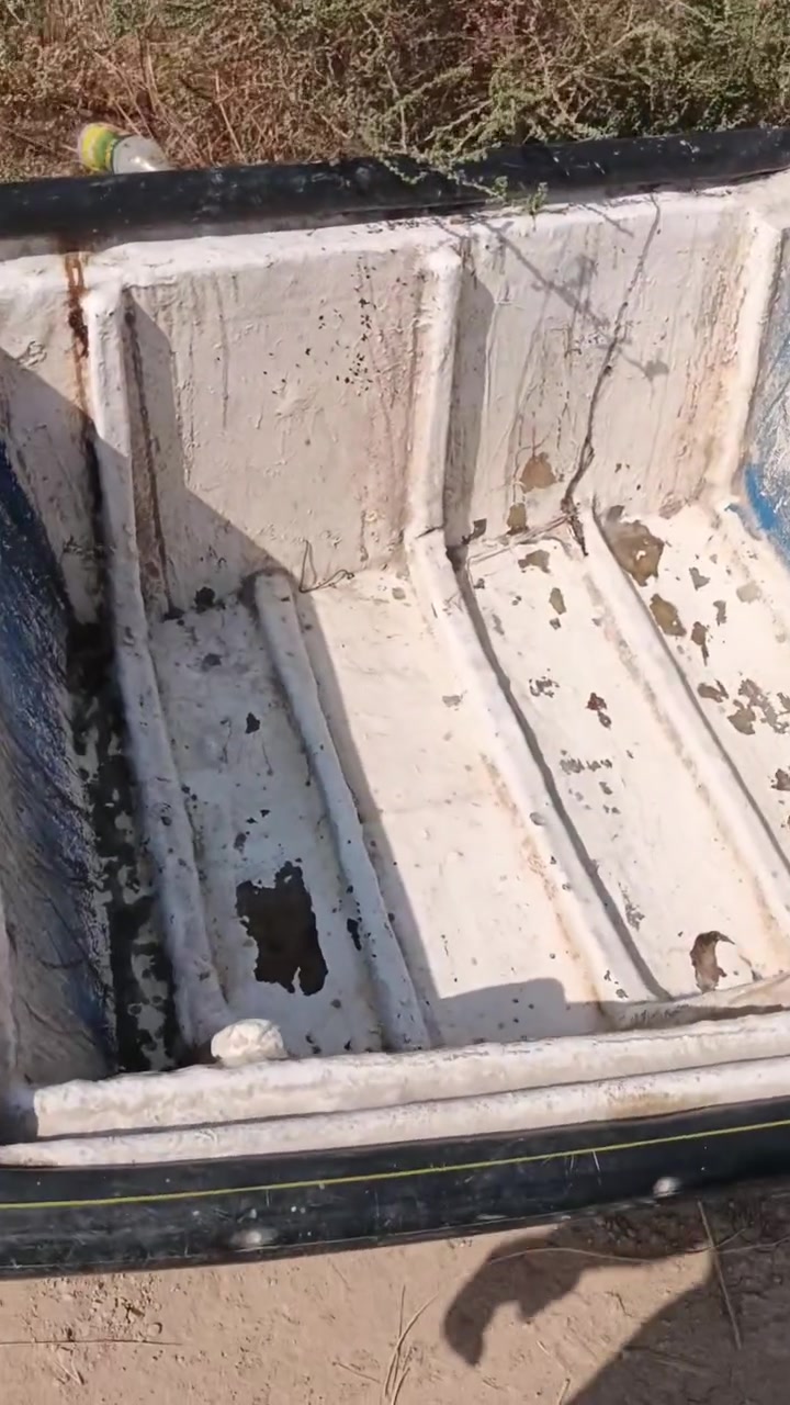 سلام عليكم بلم قطع فايبر الطول 15 ذراع والعروض 95 العنوان البصرة الهارثة المسحب قرب مدرستي رفح البتداية سعر 750بية مجال قليل ***********
