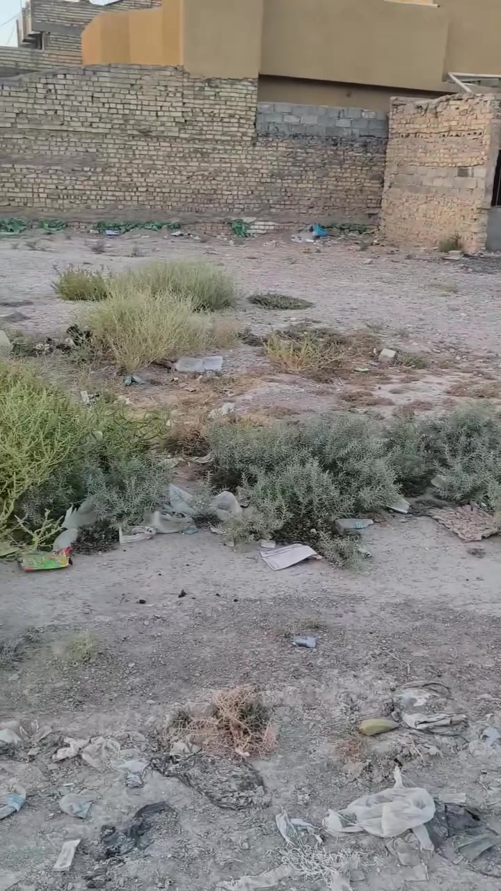 السلام عليكم عرض مكتب الجنوب للعقار
قطعه ارض مساحه 100متر مربعه تنباع 50او 100منطقة الطيار نافذه على شارع 60مقابيل ساحه الاستفسار خضر الركابي او مراجعت المكتب شارع بلقيس التجاري مقابيل جمله االمجتبى نستقبل عروضكم ونشتري الاراضي والدور السكنيه والزراعيه ***********
