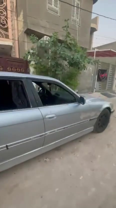 خفاش باب قصير ٧٤٠ كير محرك كهربائيات تبريد ستتيرن كهرباء ٤جام اوتو سنتر لوك شغال جنطه شفط كفاله
مديل ١٩٩٦ محدث 2000 لون سلفر
سيارة باسمي غرفه جديده
البدي يحتاجله تعمير
 55ورقه وبيه مجال لشراي مكانه ديالى بلدروز
***********
