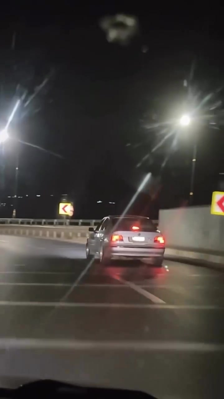 بي ام 528 • ٢٠٠٠ • بدون سبغ