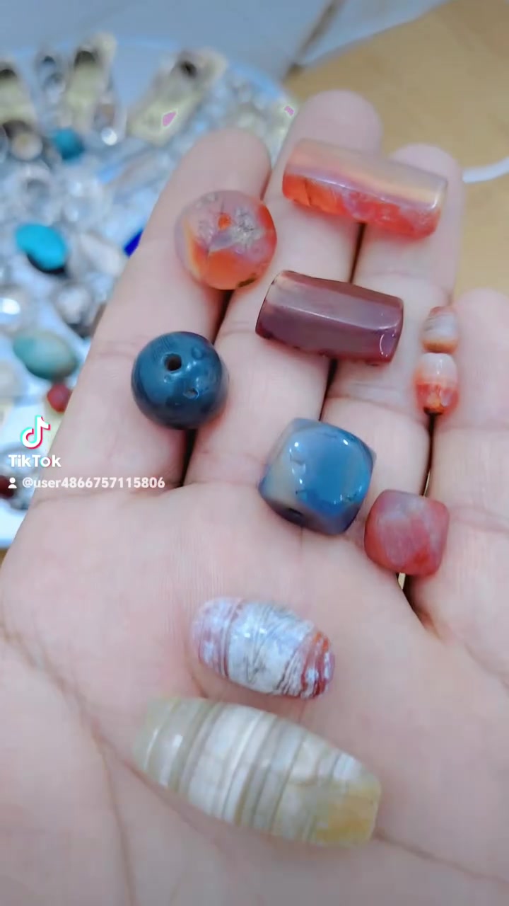 نوادر • للذواقة • للبيع