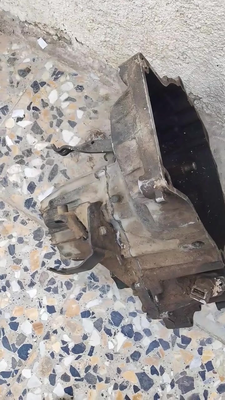 يرمه سايبه جديد للبيع اخو الجديد رقم التليفون ***********
