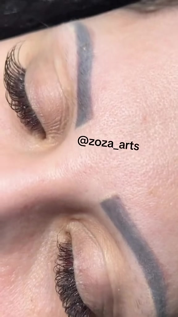 حبايب عروض الرموش بعشره اكريلك فول ديزاين 20
