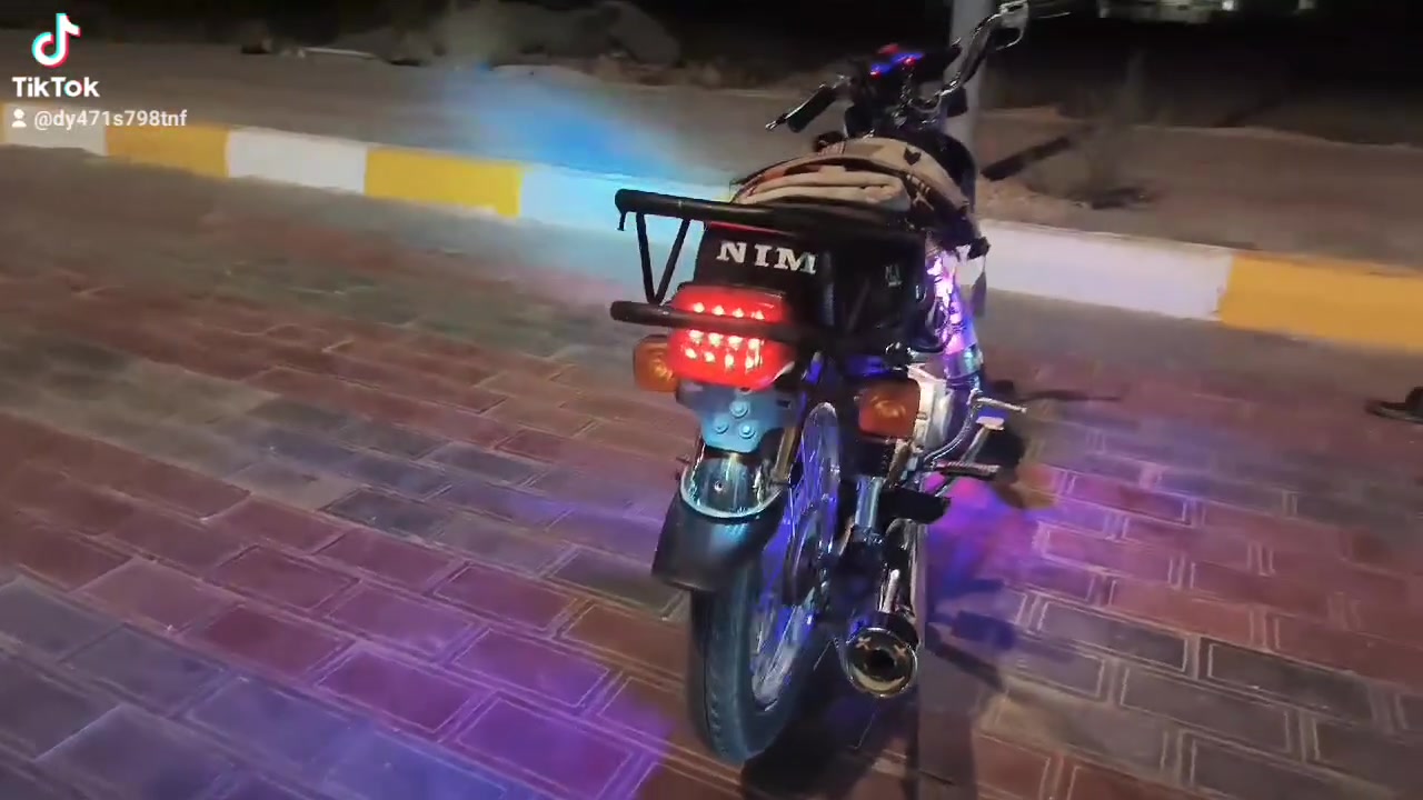 بسبب نفوس ضعيفه اعاده نشر
السلام عليكم 

دراجه أربعة كير 

موديل 23

اوراق سكنر

شرط نضافه  

مكفوله إذا عدك مراوس 

***********

المكان كربلاء الحر
