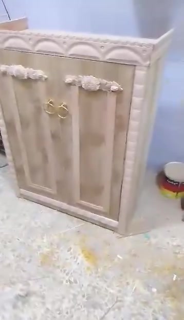كزامه جديده مامستخدمه خشب صاج السعر 60الف قفل الشراي اتصل ***********
