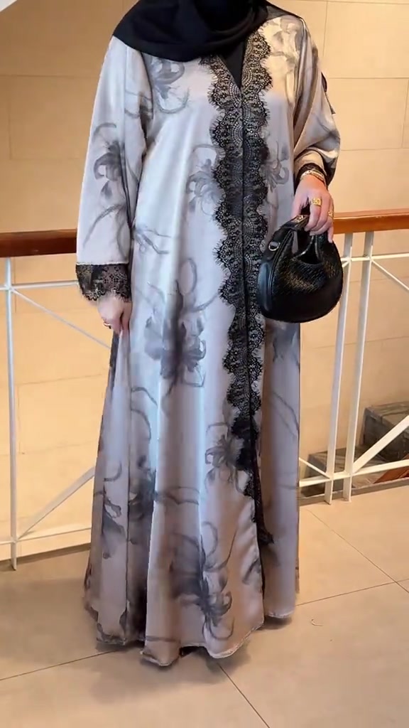 عبايه جاكار • شال • بدانتيل اسود
