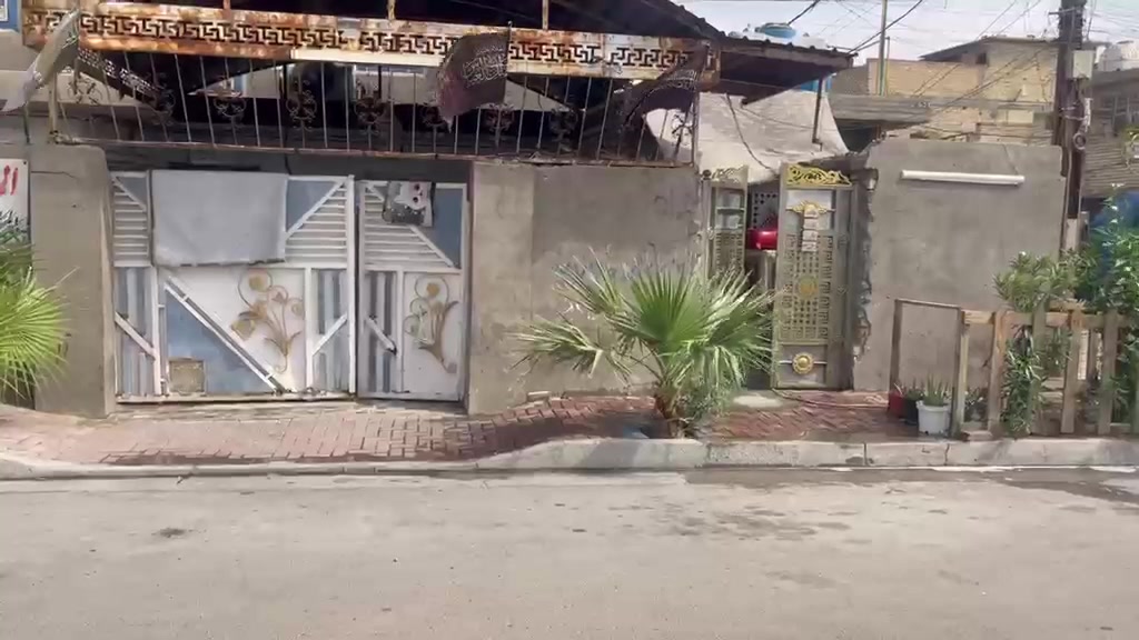 اللهم صل على محمد وال محمد..
الدار للبيع التفاصيل دخل المقطع السعر اتصل وبل خدمه 

موقع الدار حلو رقم الهاتف ***********متوفر فقط وات ساب
