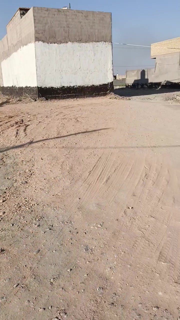 @إشارة محمد الشمري ليث العراقي حروف  مبعثره @ المتابعين @ الجميع
يا الله نص قطعه طابو صرف بابل المسيب حي العسكري بل ١٧ المساحة ١٢٥ متر الوجه ٦ و ربع نزال ٢٠ القطعه بيه اجازه متفونه السعر ١٨ بيع نقد
‏‪***********‬‏
