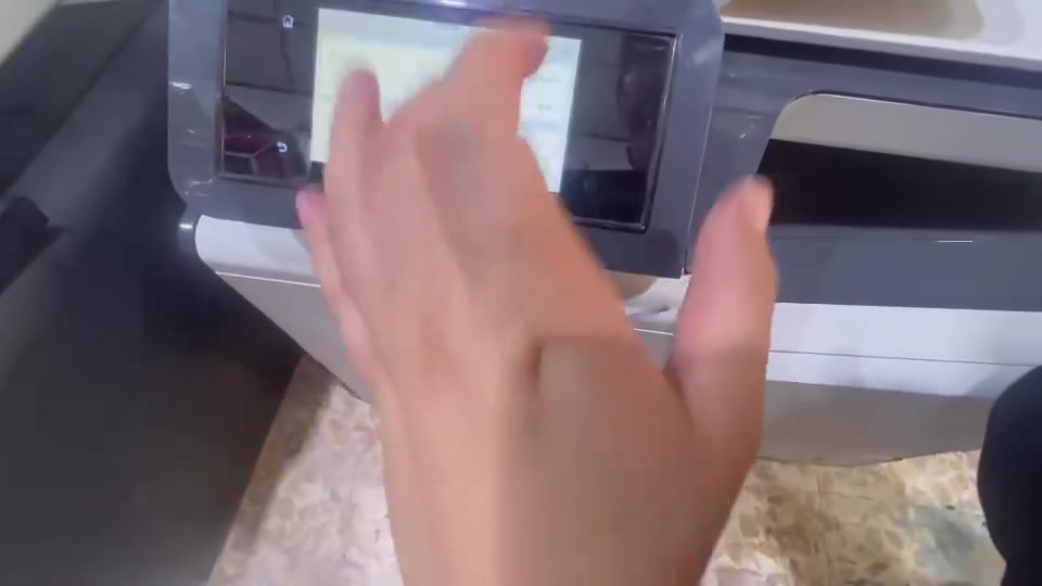طابعة hp 577
٧٥٠ الف 
كل التفاصيل مذكورة بالفديو 
واتس اب ***********
