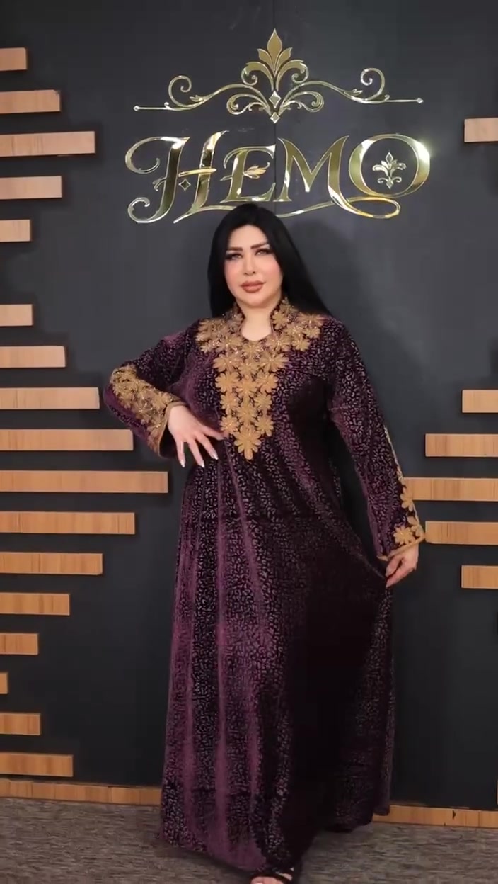 كلابيه قديفه كوري ثقيل الاصلي من شركه الحسناء 
دبل كلوش وحزام
القياسات L XL XXL
يتوفر 16 لون 
الدرزن 4 الوان 
يتوفر توصيل سريع لجميع محافظات العراق 
السعر ع الواتس اب ***********
