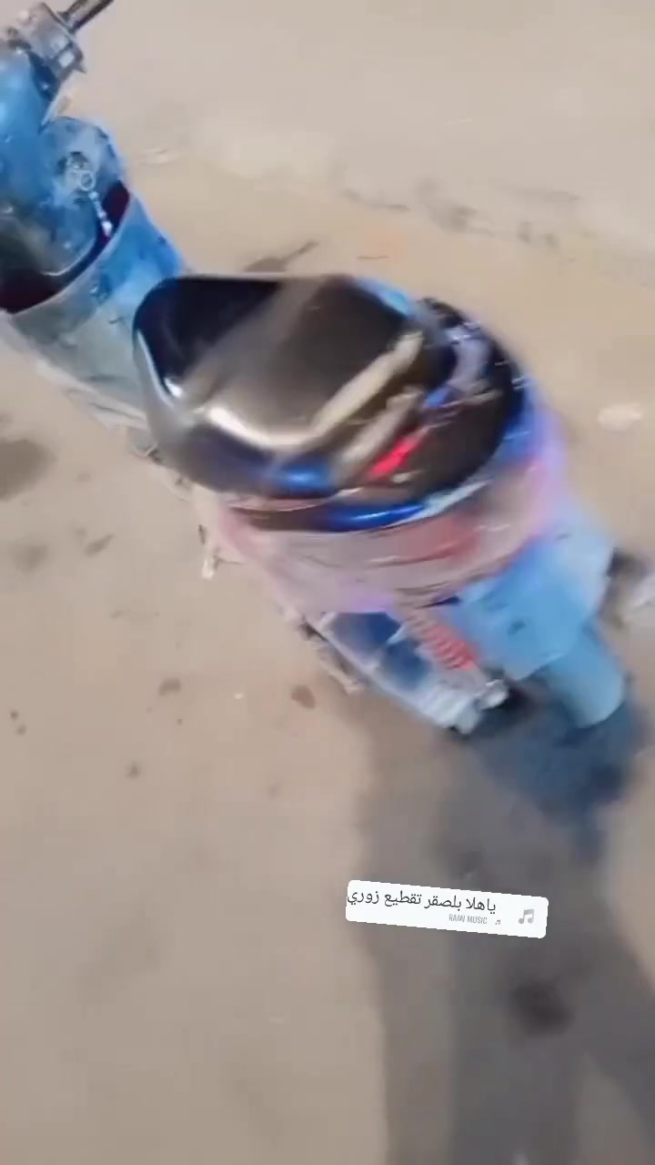 دراجه نوع بريز  زوج تاير جديد  كابريته اصليه نضيفه. كهربائيات يحتاجله ترتيب بسيطات  دراجه نضيفه حلوه يحتاجله بس  تجفيت. وعايزله ترتيبات بسيطة كلش  سلف هندر  السعر 300 بيهه مجال للشراي العنوان نجف حي الحولي الرقم ***********
