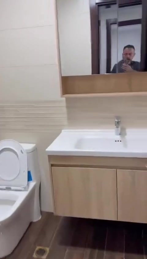 🏢 للبيع – مجمع بوابة العراق
📐 المساحة: 249 م²
🏢 البناية: 23
🏠 الطابق: الأول
🌳 الإطلالة: إطلالة على الزوراء
🔑 الحالة: جاهزة للسكن

📞 للتواصل ‭***********‬
