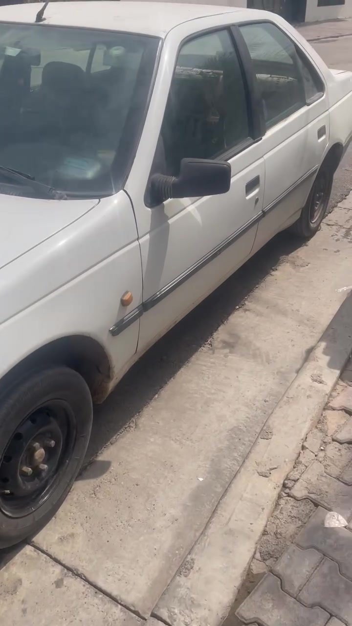 بيجو روى ٢٠٠٩ سيارة خير من الله تبريد ثلج تتفأة شغالة حدادية نضيفة لايتات زنون تحويل مباشر بسمي سيارة جاهزة من كل شي بيهة ملاحضات بصيطة كلش كير مكينة خير من الله سعر ٢٨ وبيها مجال بصيط بغداد بسماية *********** غير متواجد عل نت

