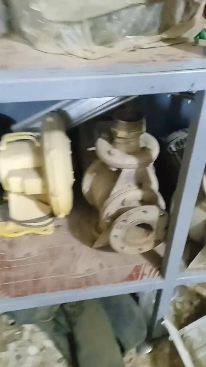 موطور كبير للالعاب أو المعامل ، گيرات ، مضخات هايدروليك، شفتات ، موطورات ماء . مخبز
*اغراض مستعمله وجديده 

مكاني بابل للاستفسار الاتصال على رقم الواتساب *********** أو الاتصال على الرقم ***********
