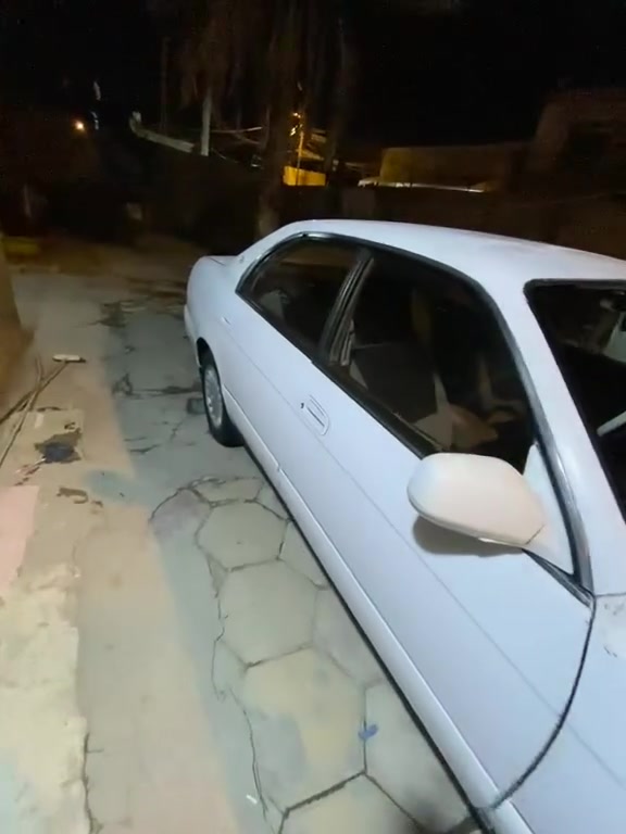 سلام عليكم سياره للبيع سياره نقصه خفايف يدك مال كير  تبديل بلكات المكينه سته سلندر سياره بطه السعر 38 وبيه مجال لطيبن .***********

