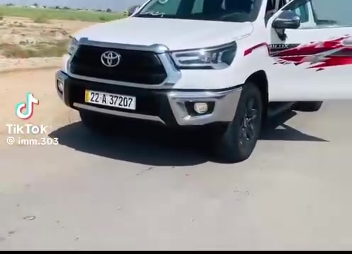 السلام عليكم ورحمة الله وبركاته 🌹
تويوتا هايلوكس موديل 2022 - 4×4 كير أوتوماتيك 

🚘 TOYOTA HILUX 2022 – 4×4

 📋 سيارة رقم أربيل جاهز

مواصفات فول ⚡️
🔹 كير أوتوماتيك
🔹 موديل 2022
🔹 أعلى فئة – أم المنفاخ – Full مواصفات
🔹 فورويل 4×4
🔹 بصمة عدد 2
🔹 الأبواب بصمة
🔹 كاميرا خلفية 
🔹 تحكم جهتين
🔹 مثبت سرعة 
🔹 ماشيه 74 ألف كم
🔹 قطعتين تبريد + مناخين بيانو
🔹 كشنات  وتبريد
🔹 وبها مواصفات إضافية كثيرة

🛡️ كفالة عامة
بدون صبغ • بدون بارد  • بدون أي شيء
 

صفر على إيدي، وعلى وضع الشركة

📍 المكان: بغداد اليوسفيه 

رقم تليفون واتساب او فايبر لاستفسار ومعرفة التفاصيل أكثر☎️:
***********
