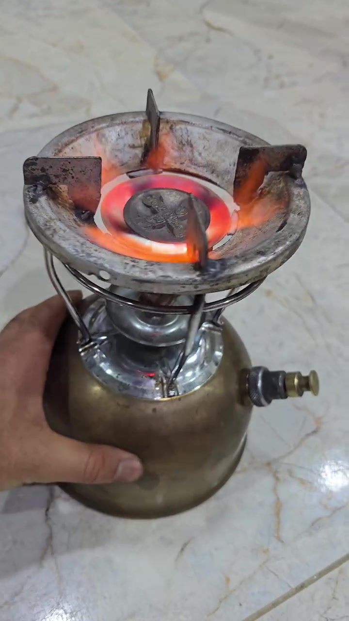 ببور • نفط ابيض • نحاس
