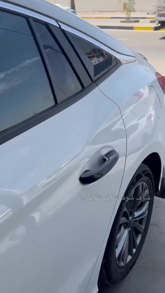 عرض خاص
*تغليف كشنات - نايلون اصلي
*شد وتركيب بـ 20 الف بس
*شغل نظيف ومرتب - يدوم طويل
📍 *ابو غريب - خان ضاري - قرب غسل كاروش
📞 ************ - ************
---
