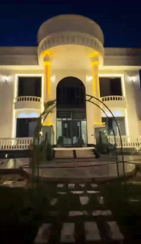 متوفر اليوم مسائي *********** 
مزرعة للإيجار اليومي 🏡🌳

📍 الموقع: بغداد – الدورة – البوعيثة

✔️ أجواء هادئة ومناسبة للعوائل والشباب

✔️ مساحة واسعة وخدمات متوفرة

✔️ مثالية للراحة والونسة

📌 للحجز والاستفسار يرجى الاتصال أو المراسلة على واتساب: 
 📞*********** 
 موثق في تطبيق اجرلي لسياحة المزارع في العراق 🇮🇶
