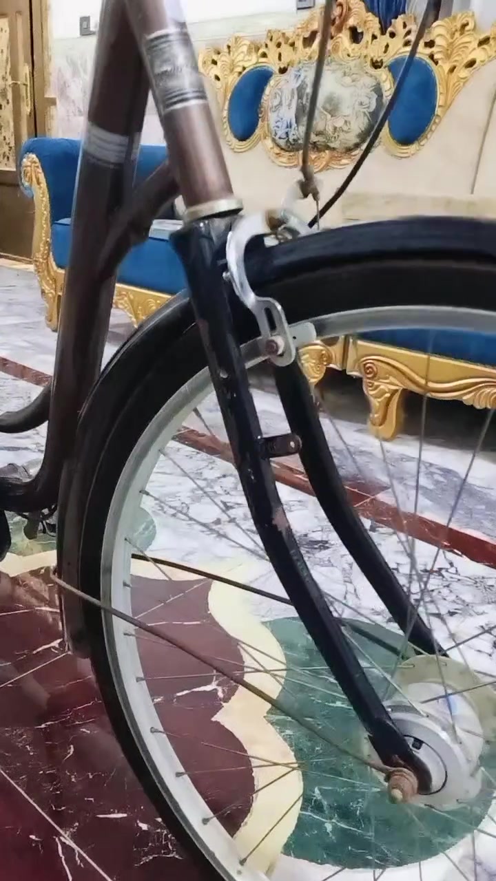 السلام عليكم
بايسكل هوائي 🚲 ياباني باله اصلي للبيع ، بايسكل موديل 2015 ، كامل ماعايز أي شي بس الواير مال عگرب مابي .
العنوان // بابل _العلويه شريفه .
للاستفسار الواتساب 📞//***********. 
السعر//100 وبي مجال حگ الجيه .
