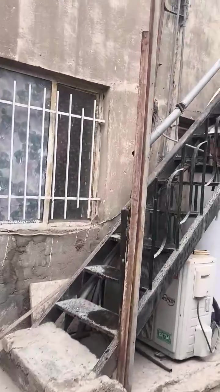 الأمين الثانيه • نهاية الخط • يمين
