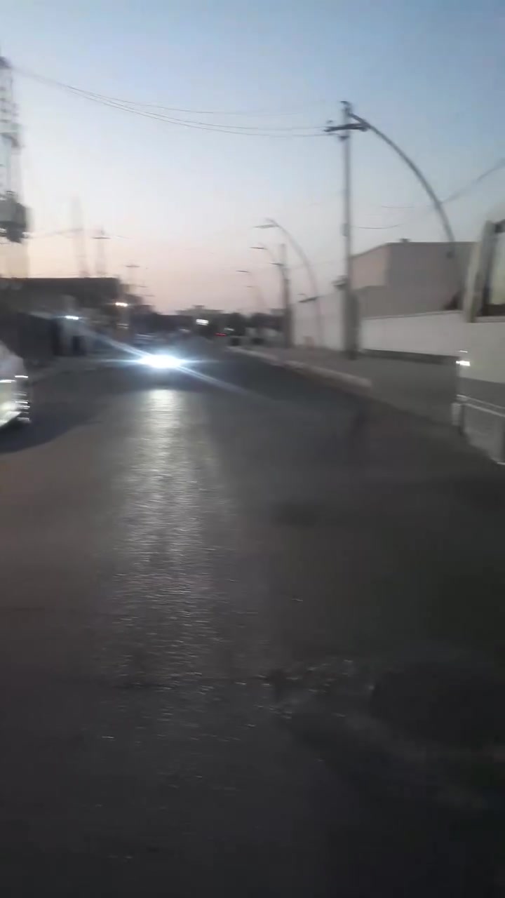 الرمادي الملعب • طابق ثاني • ٣ غرف