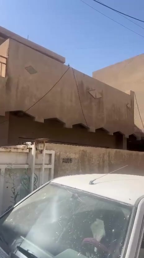 دار للبيع مساحة 216
اول فرع بعد الشارع العام قرب كباب ابو علي
اربع غرف نوم + هول + صالة ضيوف حمام عدد 2 سطحين حديقه كراج
للاستفسار الاتصال على الروقم *********** يوجد واتساب
ملاحظه غير متواجدين على الفيس الاتصال على الرقم فقط
