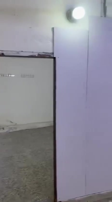 شقه للايجار
طابق اول 
غرفه وصاله ومطبخ وخدمات 
ب300 الف
الأعظميه شارع عمر
***********
