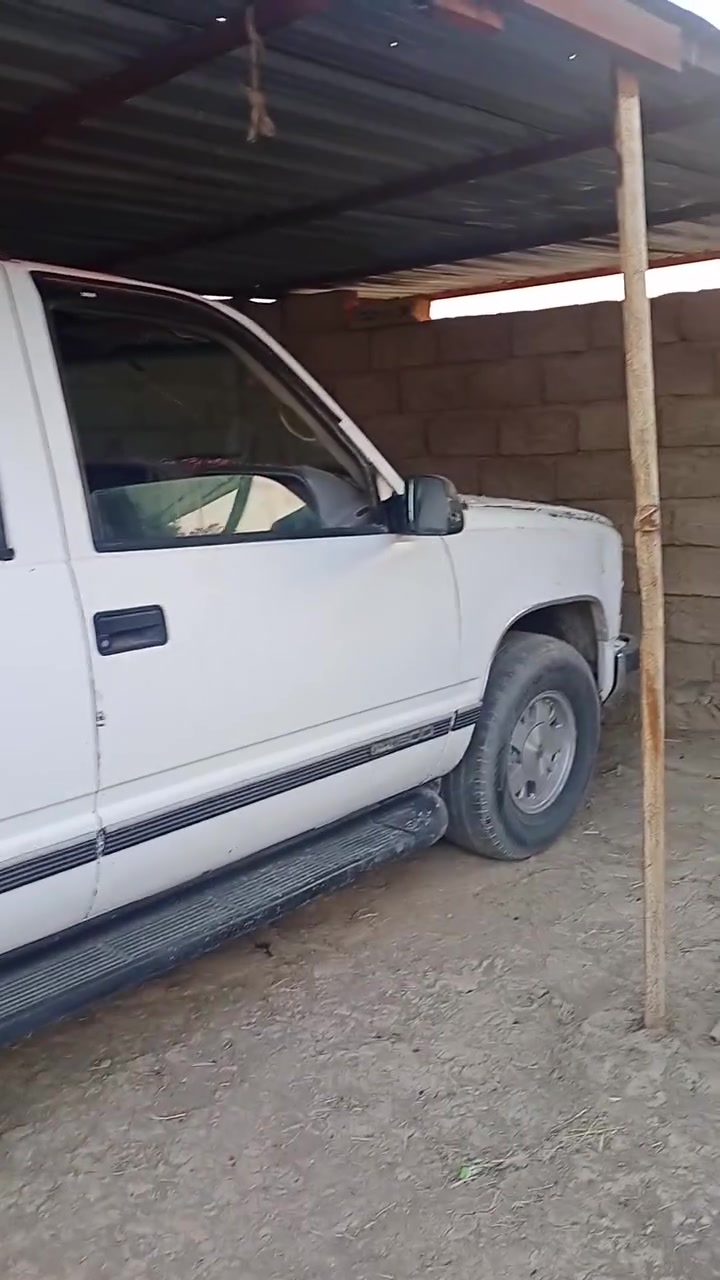 جمسي ١٩٩٧ محرك وكير وكسن وطخم كلو بشرط رقم نينوى حديث وكالة وتحويل سياره جاهزو تواصل ع***********
***********
