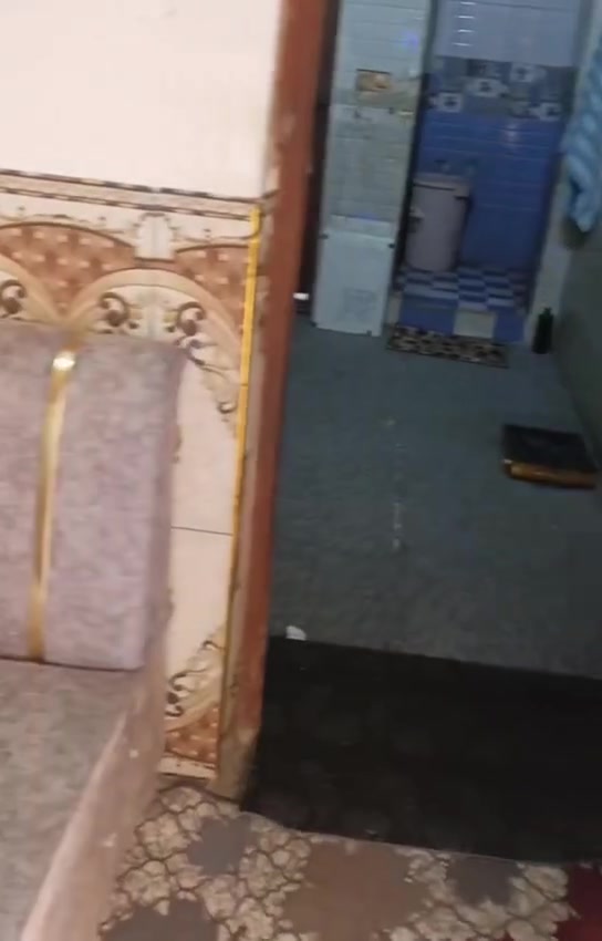 بيت زراعي
خلفي
مساحه 110
طابقين الطابق الفوق بس لبخ عوزه
الجوه غرفه ومطبخ وصاله ودوانيه ست امتار وطارمه بنا فرمستون حديث موقع البيت قرب شارع العكيكه مقابيل كوفي البنبش التواصل على رقم ***********/كافة التفاصيل البيت سعره مناسب كلش

