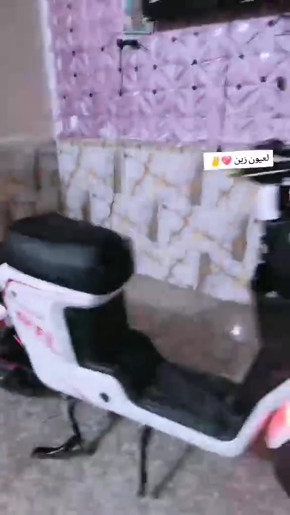 سلام عليكم  دراجا شحن توها طالعا من مجمع الكرار سعر خاص  واساب ***********
