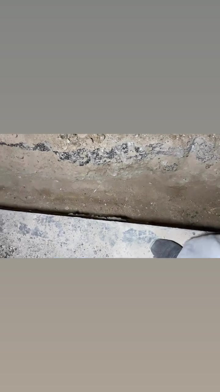 السلام عليكم متفرغ للعمل حفر صوندة ماء البيت حسب العمق المطلوب في الشارع
تفليش الارضيات والجدران وحفر بورد الكهرباء 
غسل وتنضيف تانكي الماء بجهاز الغسل 
رش الأسمدة والمبيدات وخاصة مبيدات الأدغال والحشرات 
[نشتغل بما يرضي الله تعالى]
*أنا فقط ناشر *
رقم الولد *********** اتصال ☎️ +واتساب
