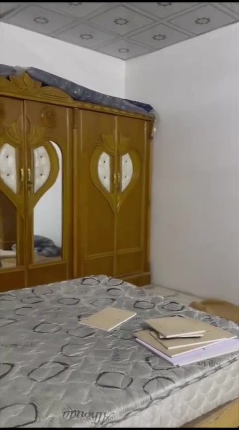 غرفه نوم مستعمله بيع مستعجل الاسعر 800وبيهه مجال انجاره عراقيه العنوان بابل البكرلي رقم الهاتف ***********  بي وتساب
