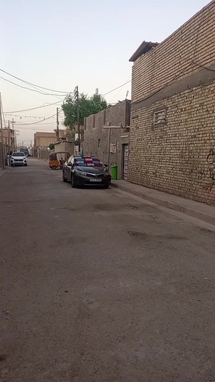 لا توجد تفاصيل

نص مكتوب في الصور:
- سيد حيدر الجابري - الآن
- السلام عليكم دار للبيع.. 80 متر مربع.. واقع حال 120 متر.. طابق واحد... استقبال 6×4 صاله 6×4 مطبخ 3×4 غرفة 4×4 مع خدمات
- موقف حلو بصف الركن.. لايوجد امامك بيت
- السعر 120 و بيه مجال قليل ( *********** )