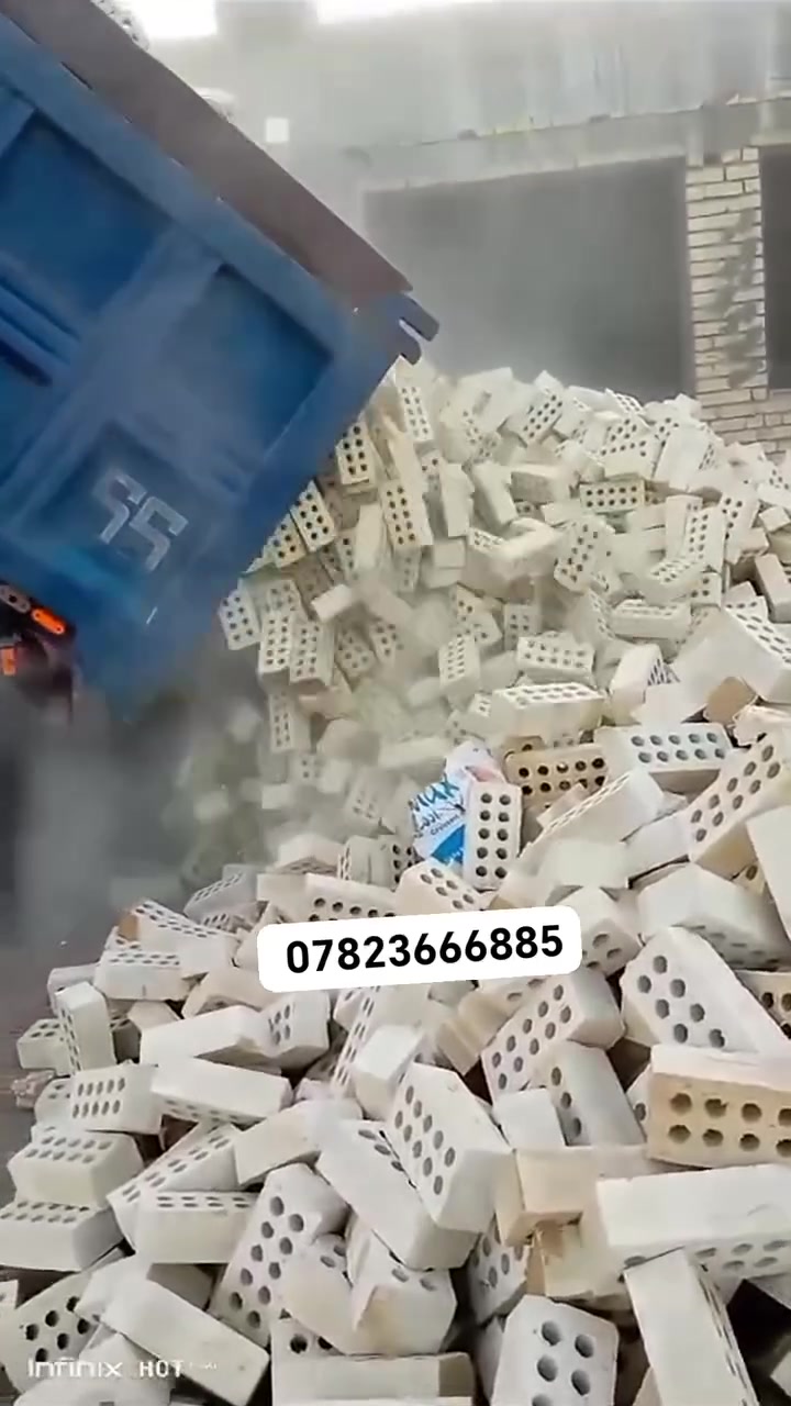 سلام عليكم تجهيز طابوق #معمل_النهرين بسعار تنافسيه العدد4000وبيها زيادة 300طابوكة           ***********
***********
